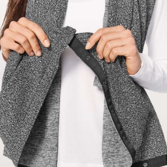 Lululemon Vinyasa Scarf *Rulu  Reconnect Jacquard Running Luon White Black - Picture 3 of 4